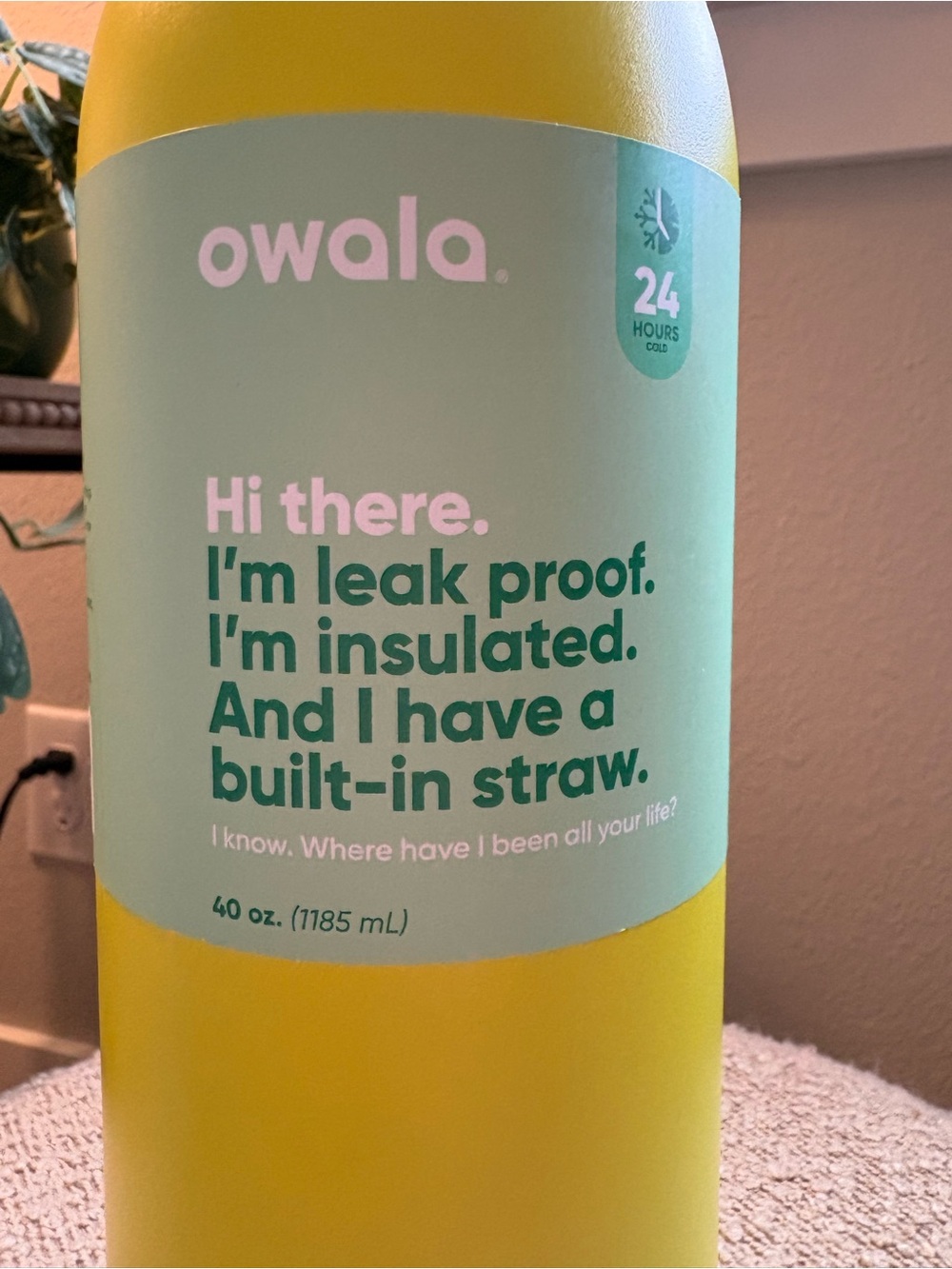 ✨NEW✨ Genuine Owala FreeSip 40oz Yellow Insulated Water Bottle - Leak Proof - Picture 2 of 5